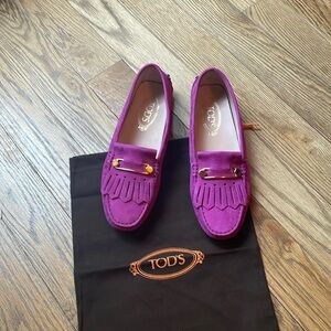 Tod’s Women’s Bow Mocassin shoes